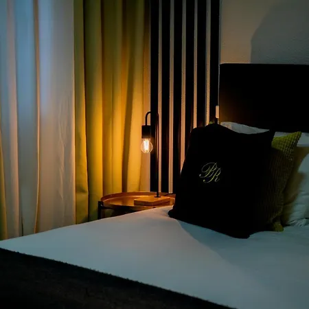 Posh Residences 3* Гимарайнш