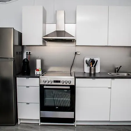 Posh Residences Апарт-отель